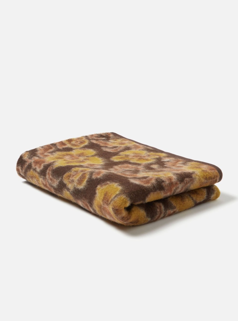 Clearance Universal Works Universal Works Blanket In Brown Flower Fleece